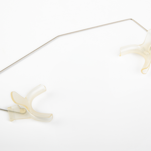 Retractor Labios Autoclavable Transparente Infantil